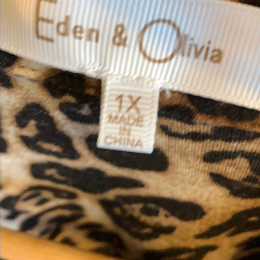 Cheetah pattern top - Picture 8 of 8